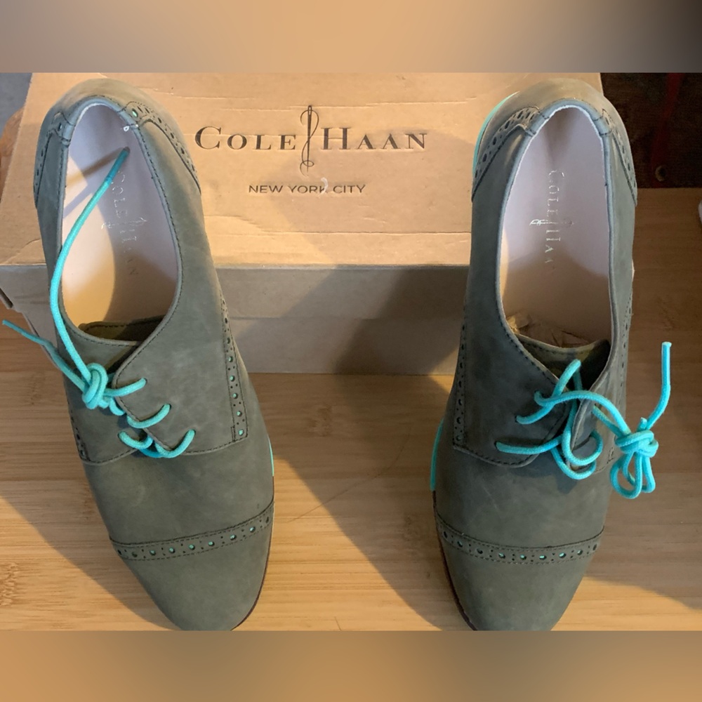 Cole Haan Women’s Gramercy Oxford Derby Cap Toe Olive Green Shoe Size